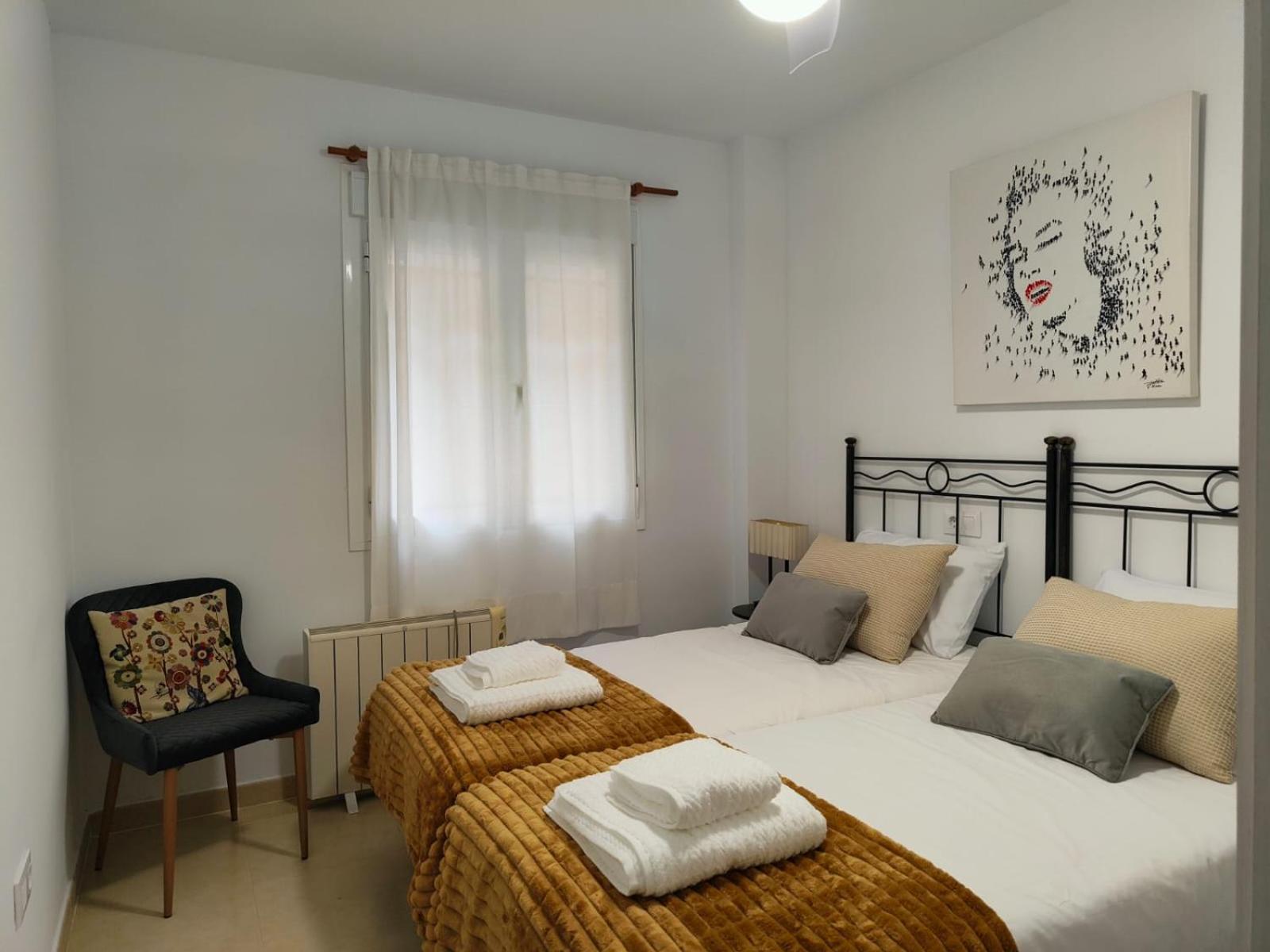 Apartamento A La Vera De Martina ハランディージャ・デ・ラ・ベラ エクステリア 写真